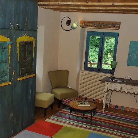 Chalet Les Sapins Bed & Breakfast *